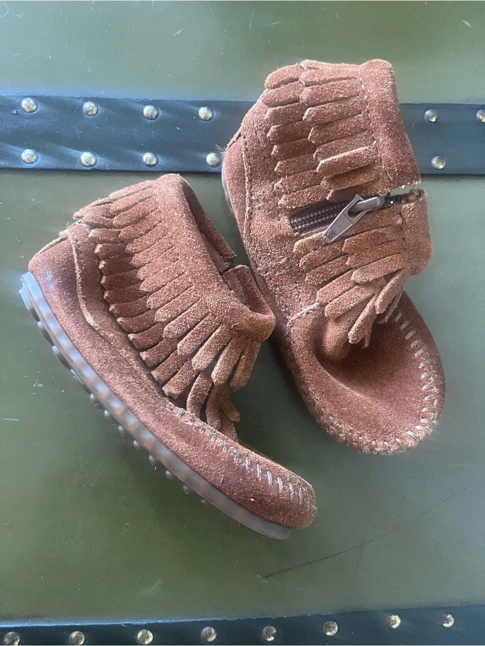 Minnetonka Kids brown Suede Fringe Moccasins with Side Zip